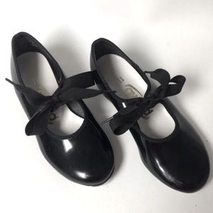 AWARD Girls Tap Shoes